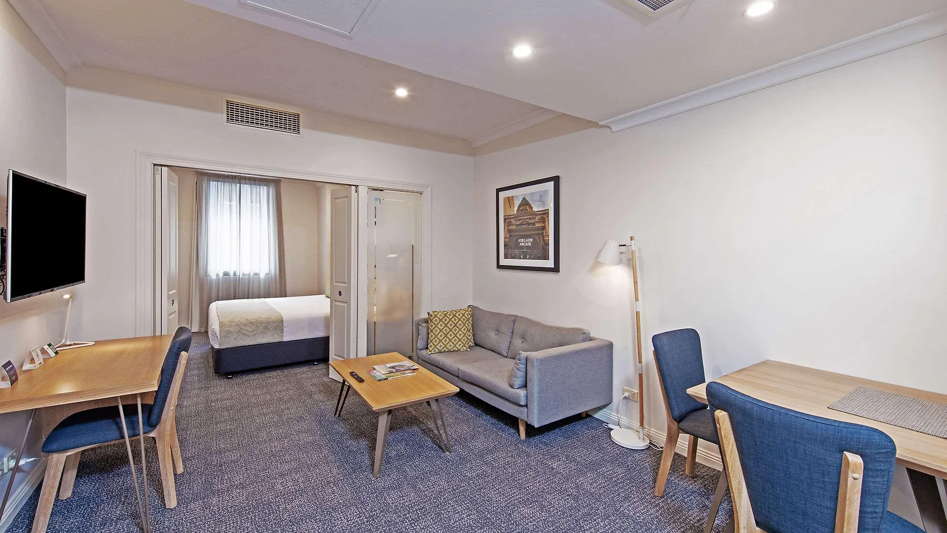 Quality Apartments Adelaide Central 4*,  Australia