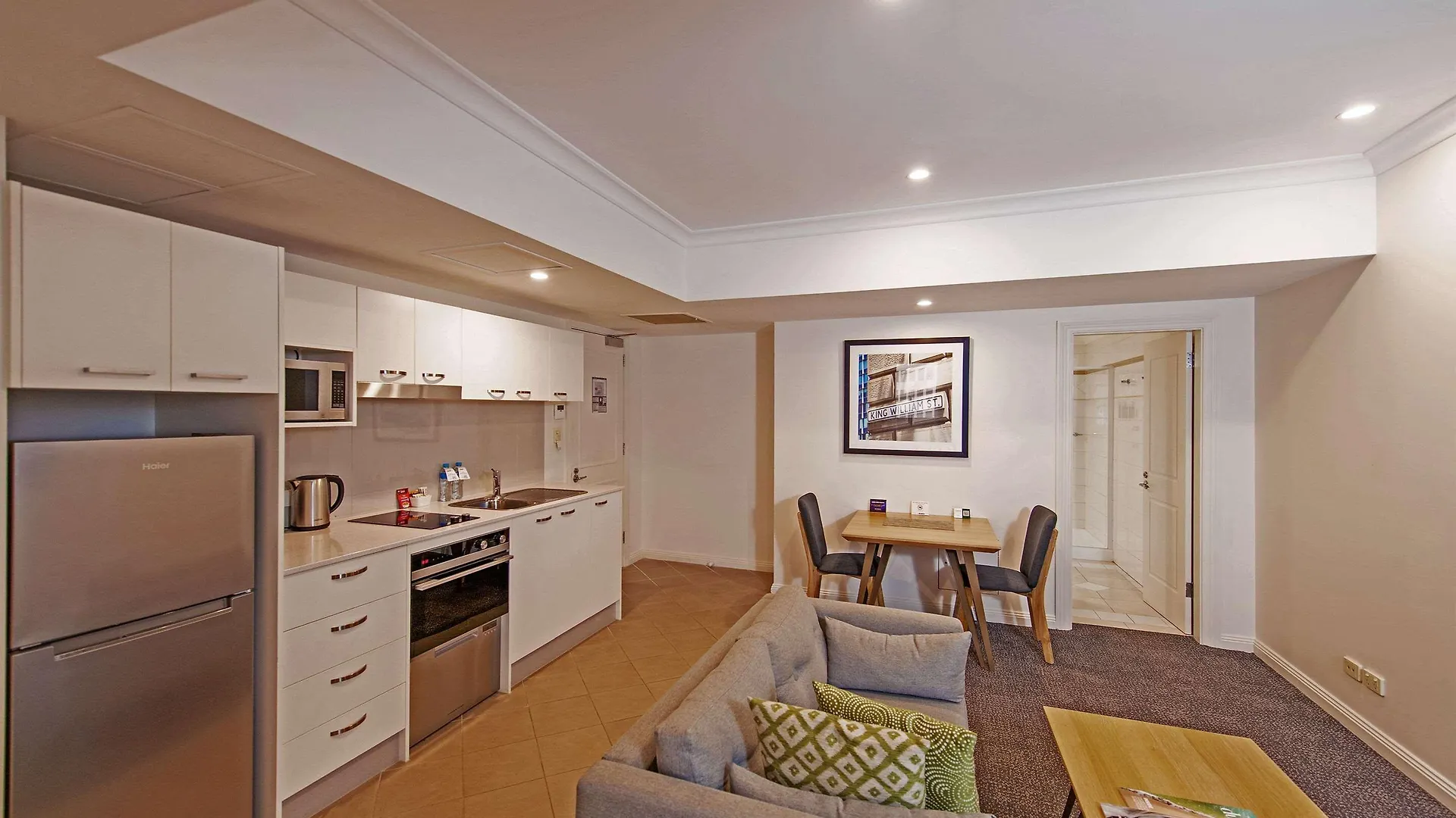 Quality Apartments Adelaide Central Australia