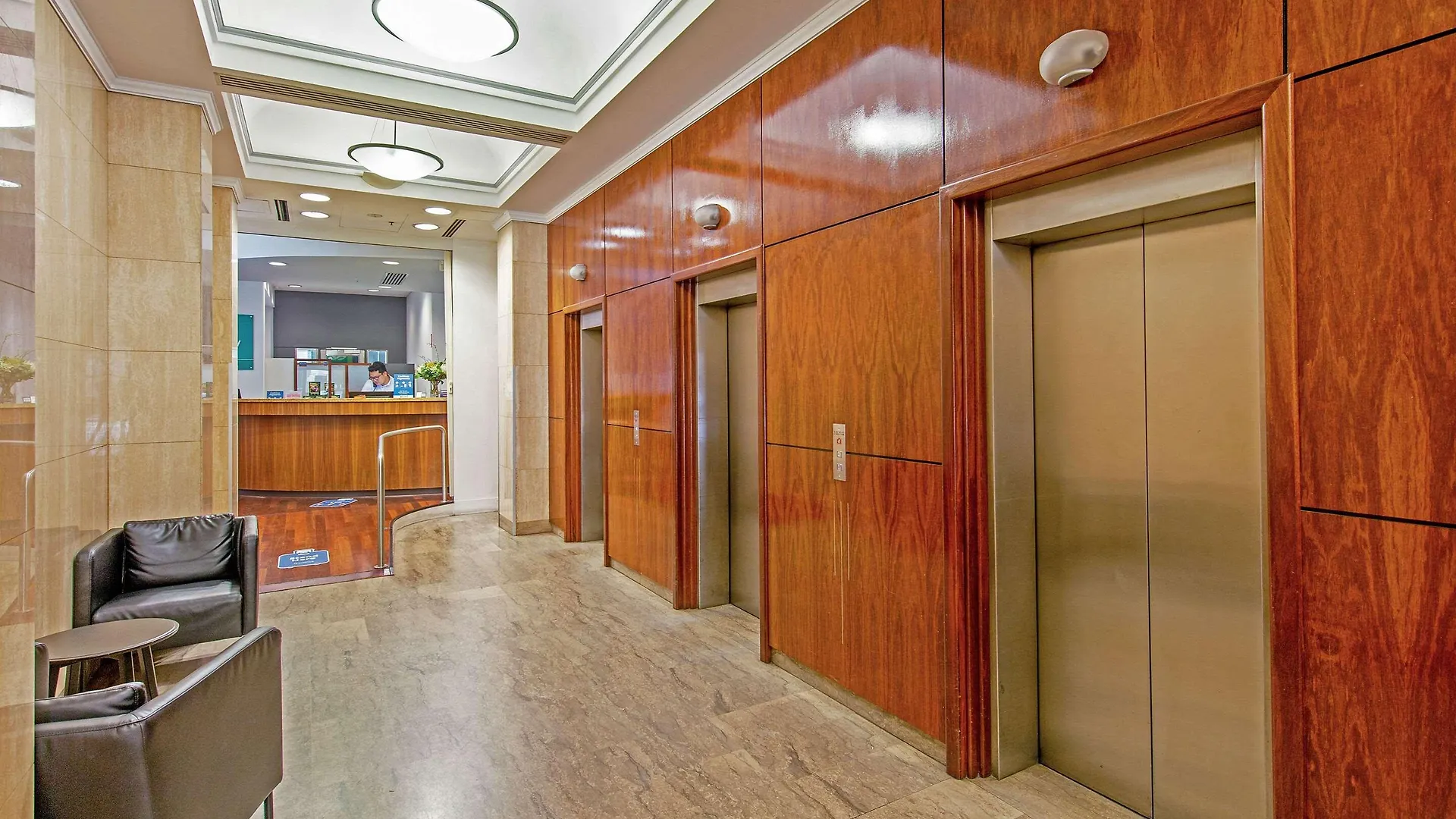 Quality Apartments Adelaide Central Aparthotel