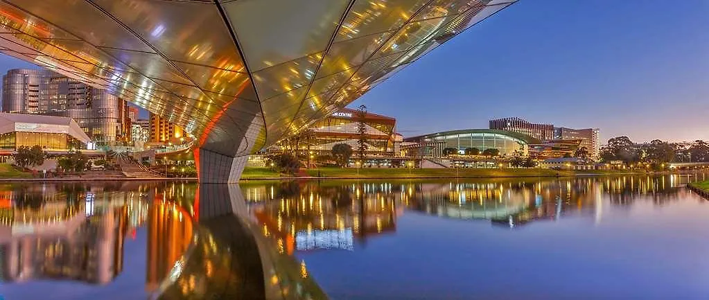 Quality Apartments Adelaide Central Aparthotel